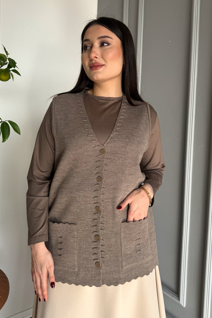 MPL Women's Acrylic Knit Vest - Sunderland