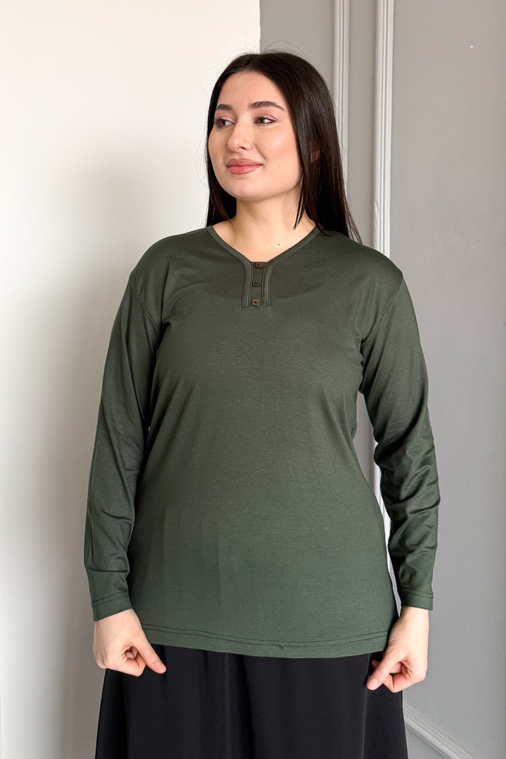 MPL Woman 3 Button Blouse - Elizabeth