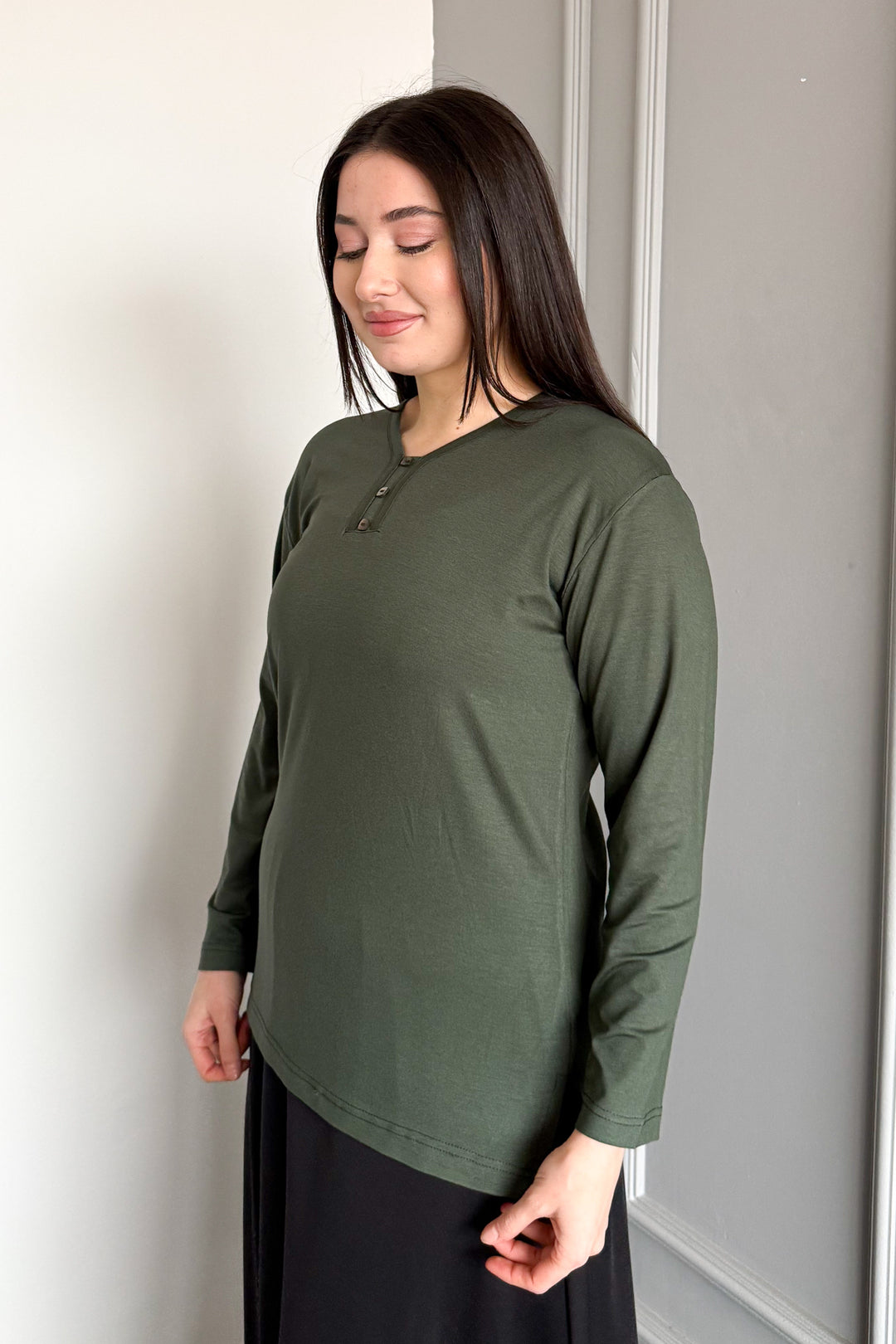 MPL Woman 3 Button Blouse - Elizabeth