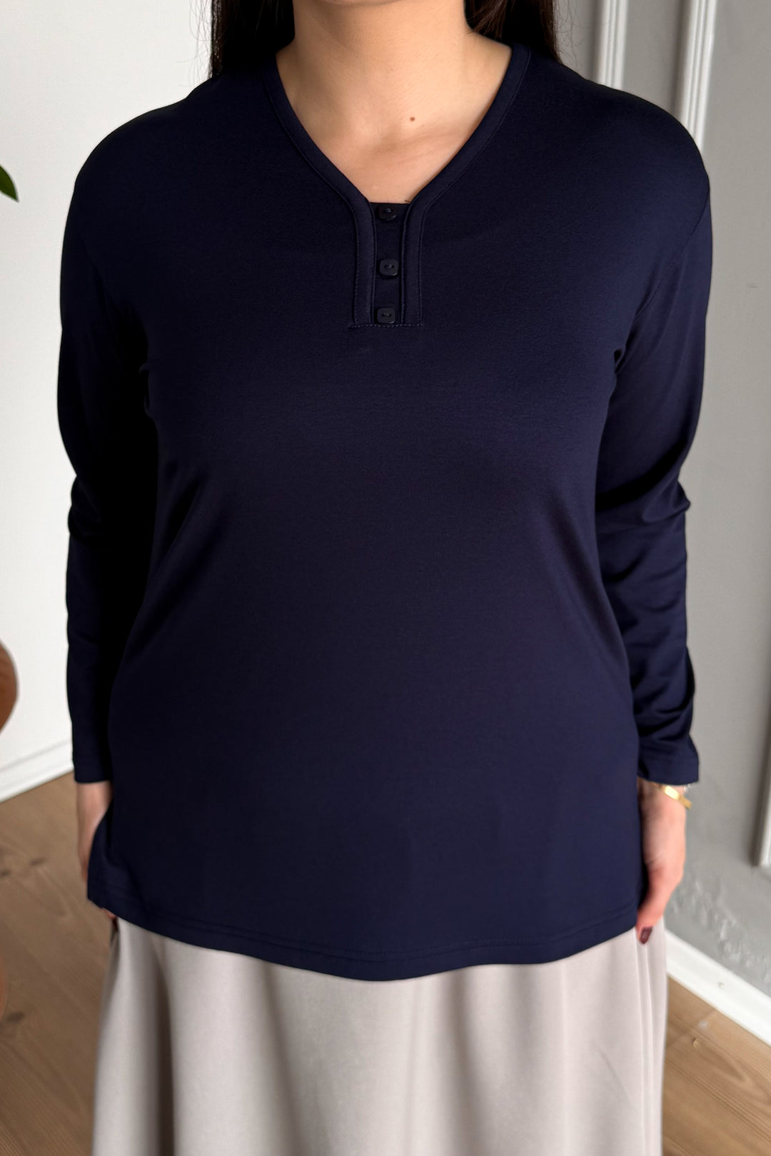 MPL Women's 3 Button Blouse - Cerignola