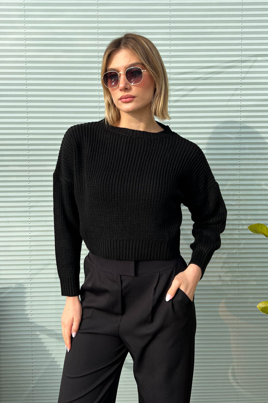MPL Women's Crop Sweater 5057 - Perugia