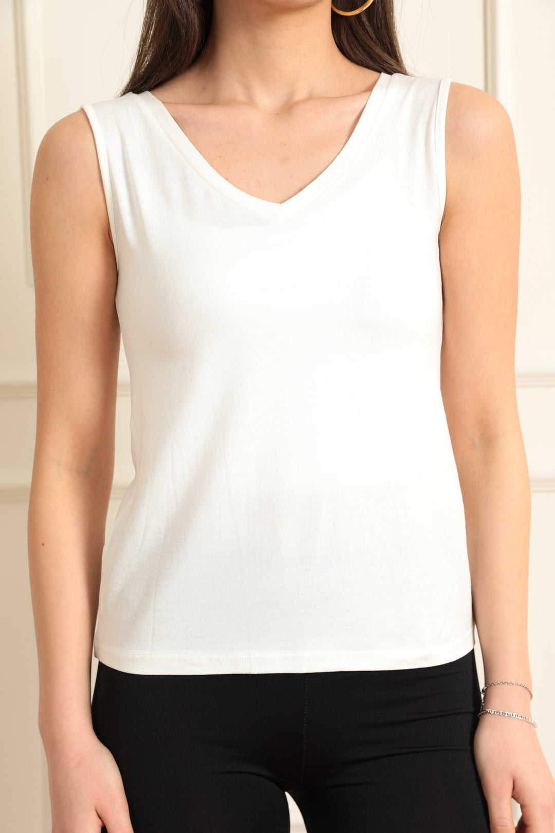 MPL Woman V-Neck Sleeveless Blouse 4384 - Harrow