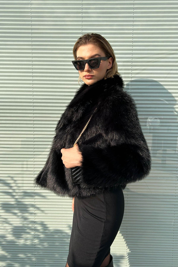 MPL Women's Short Fur Coat 5186 - Tezoyuca
