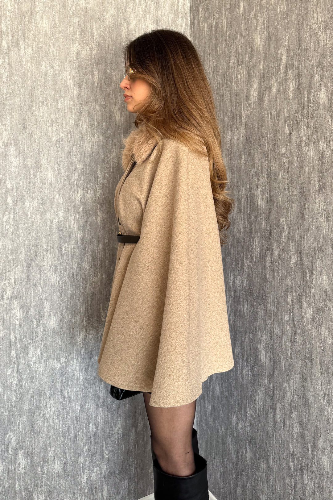 MPL Women's Fur Collar Poncho 9165 - Braine-l’Alleud