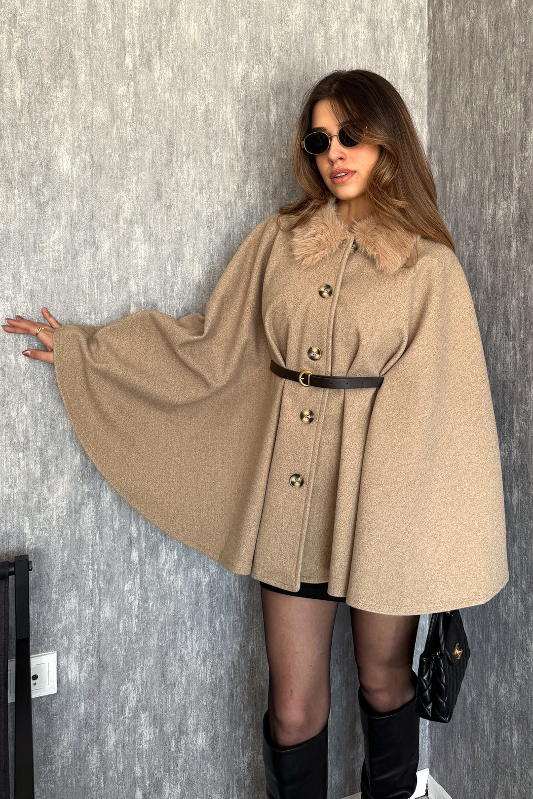 MPL Women's Fur Collar Poncho 9165 - Braine-l’Alleud