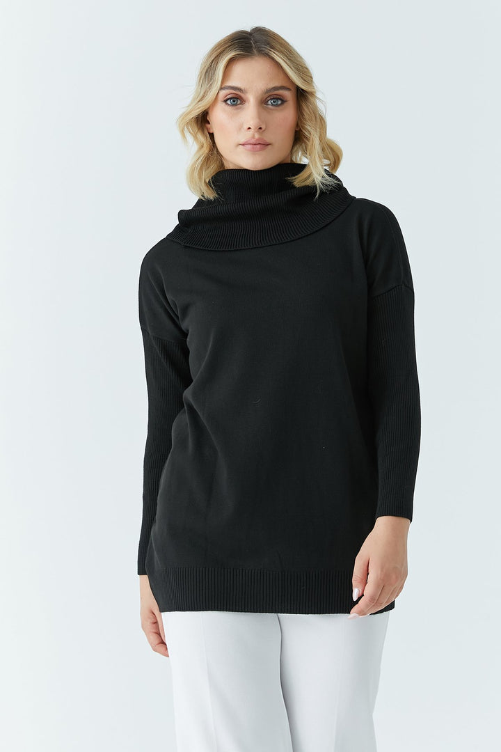 MPL Woman's Loose Fit Sweater with Scoop Neck 5440 - Dovzhansk