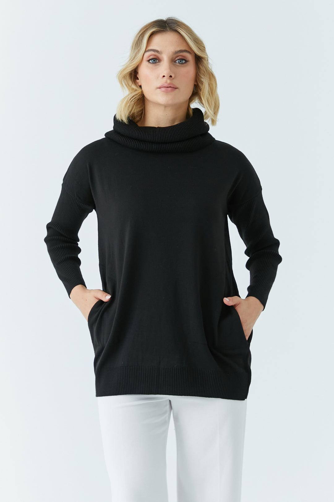 MPL Woman's Loose Fit Sweater with Scoop Neck 5440 - Dovzhansk
