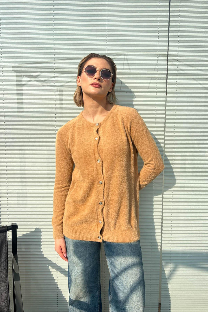 MPL Woman Beard Metal Button Cardigan 5564 - Cuxhaven