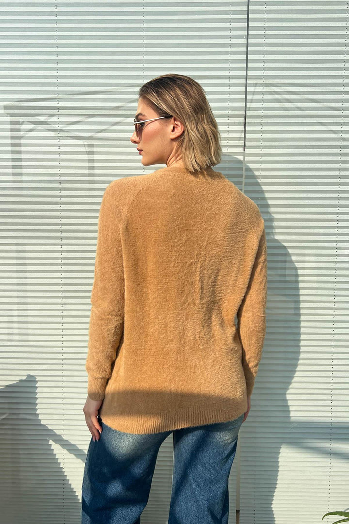 MPL Woman Beard Metal Button Cardigan 5564 - Cuxhaven