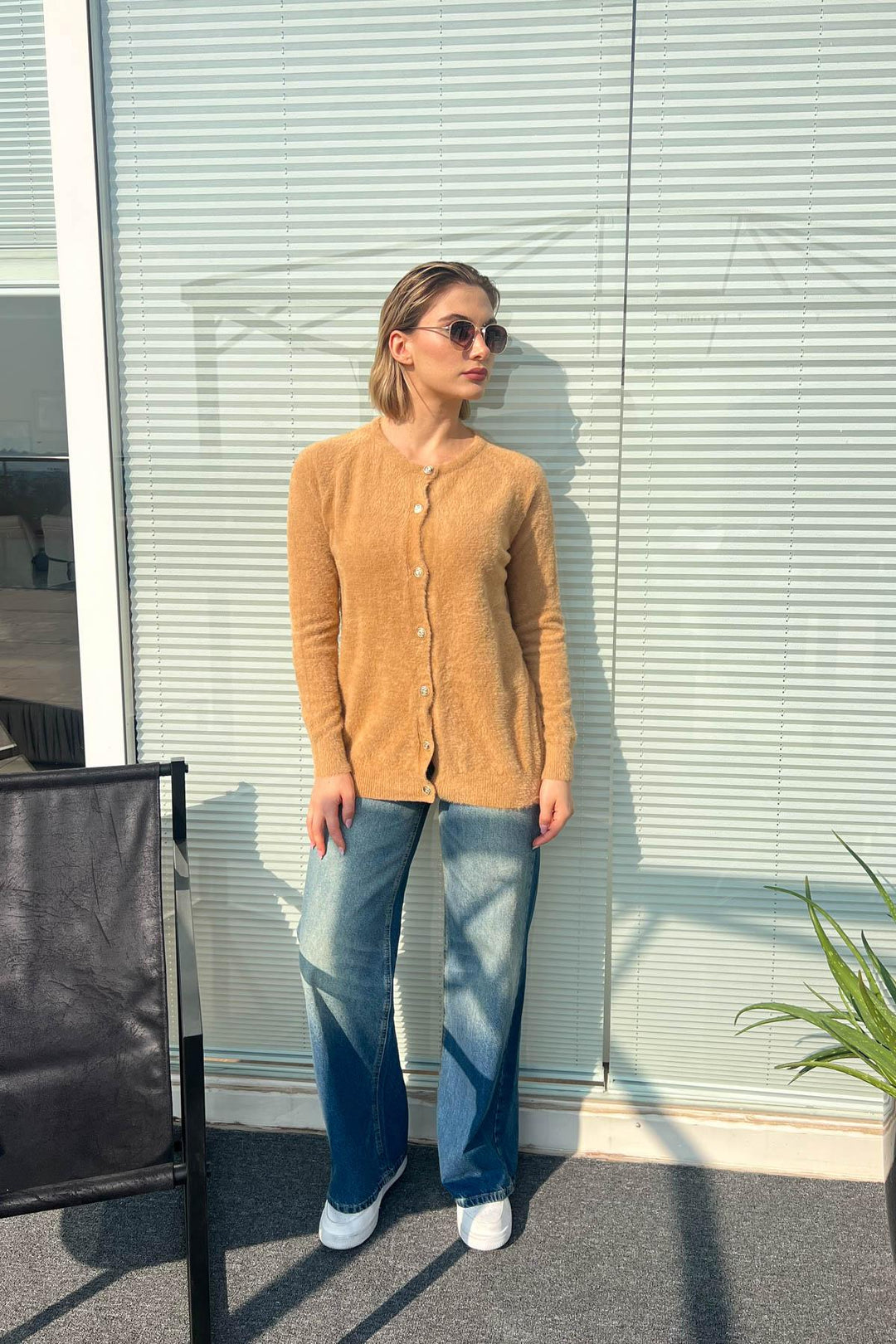 MPL Woman Beard Metal Button Cardigan 5564 - Cuxhaven