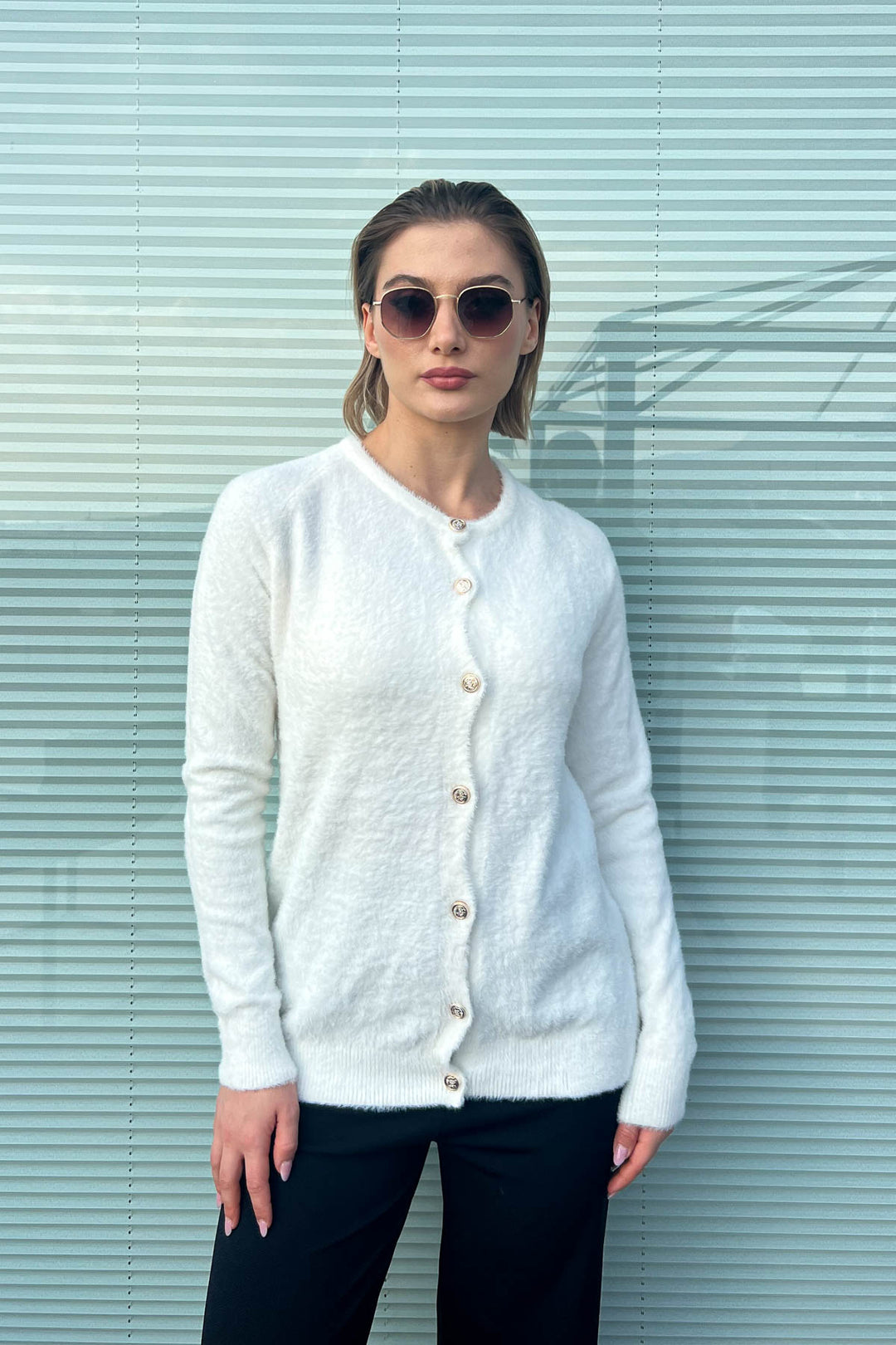MPL Woman Beard Metal Button Cardigan 5564 - Véroia