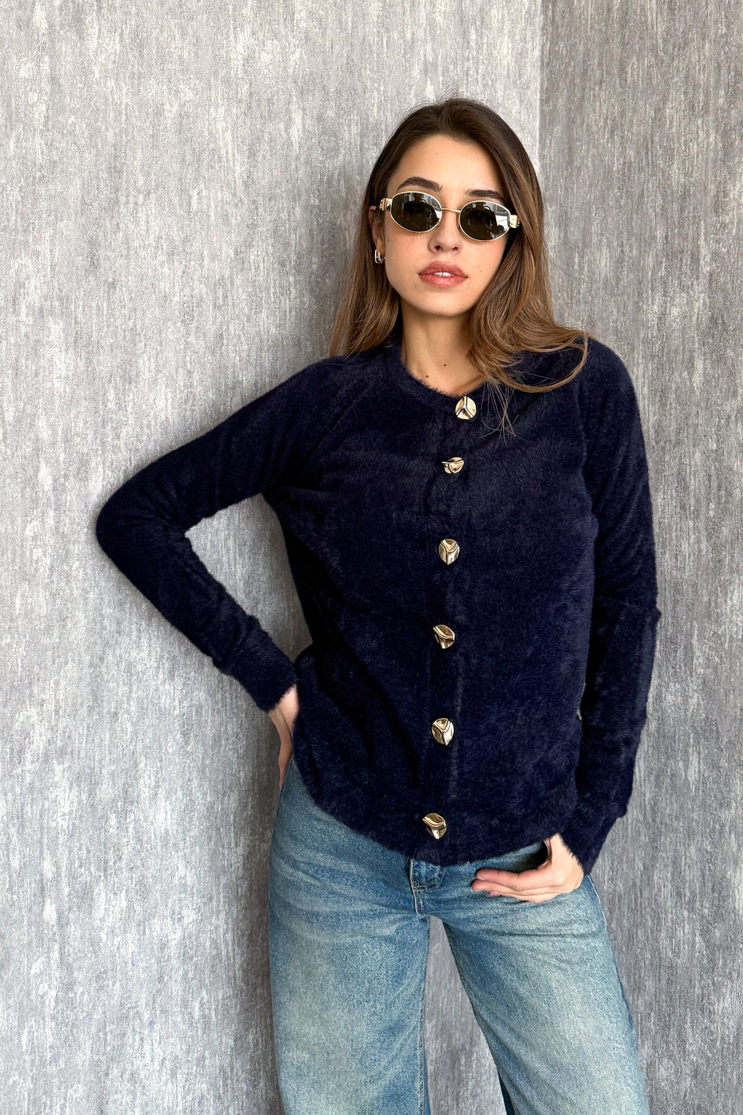 MPL Woman Beard Metal Button Cardigan 5564 - Huntsville