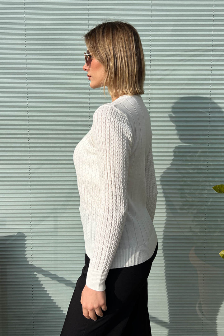 MPL Woman Hair Braided Sweater 5608 - León de los Aldama