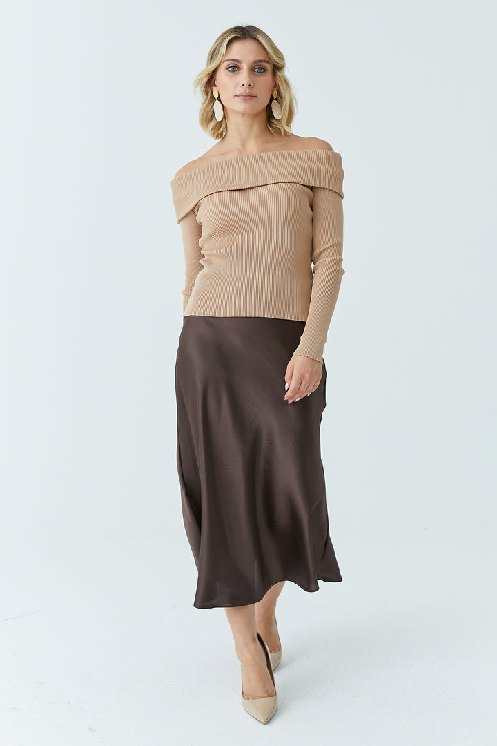سترة نسائية ذات ياقة عالية من MPL 5609 - Pola de Siero
