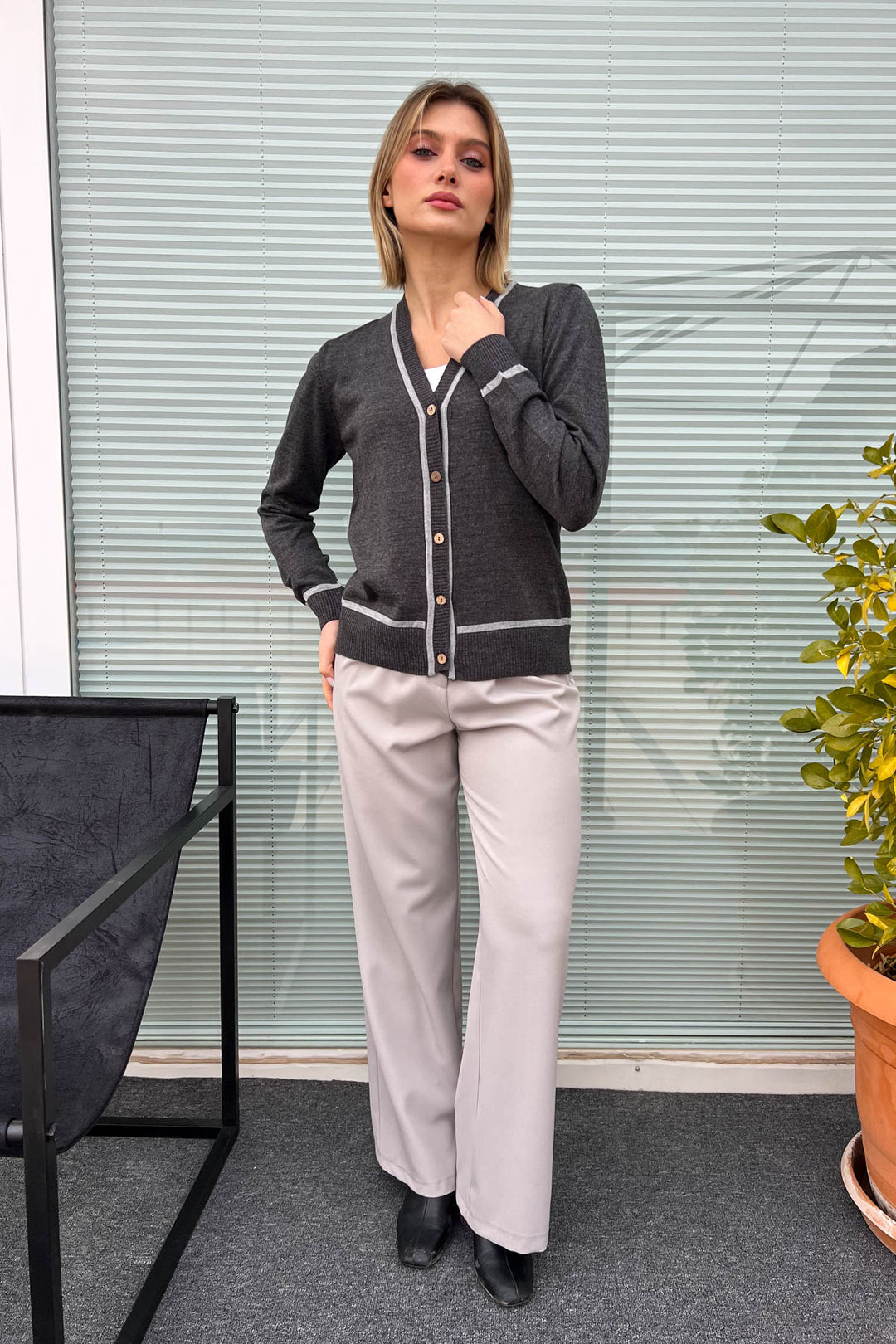 MPL Woman Cardigan with Wooden Buttons 5601 - Carpi