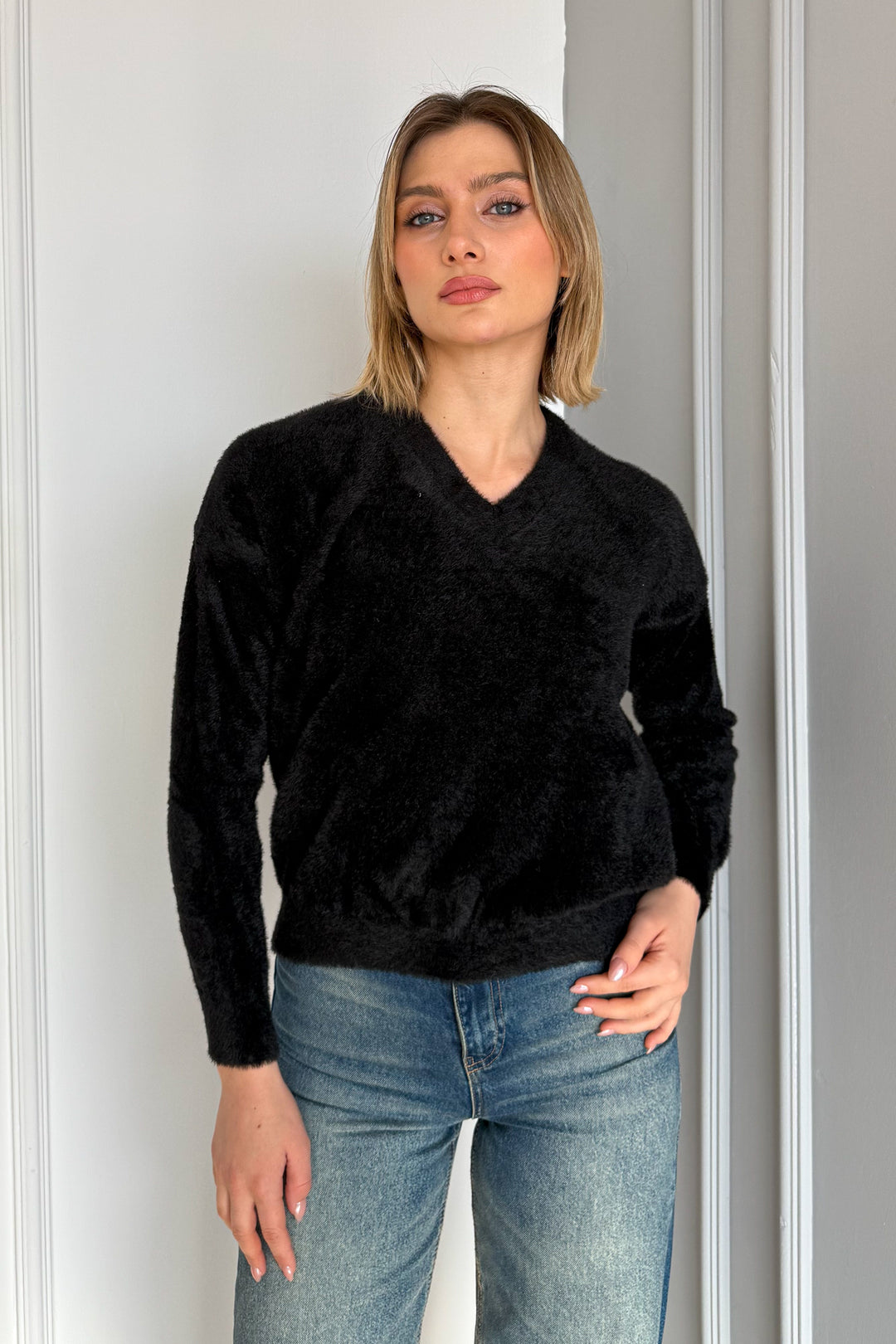 MPL Woman Bearded V Neck Sweater 5634 - Rexburg