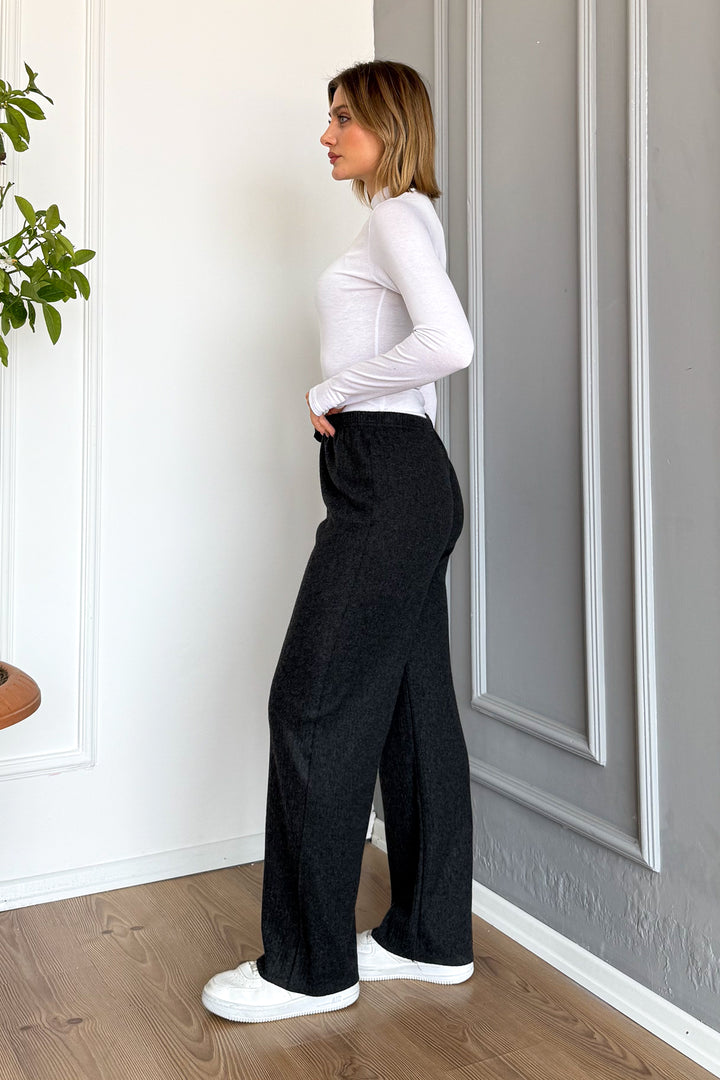MPL Women's Winter Corduroy Flared Pants - Antequera