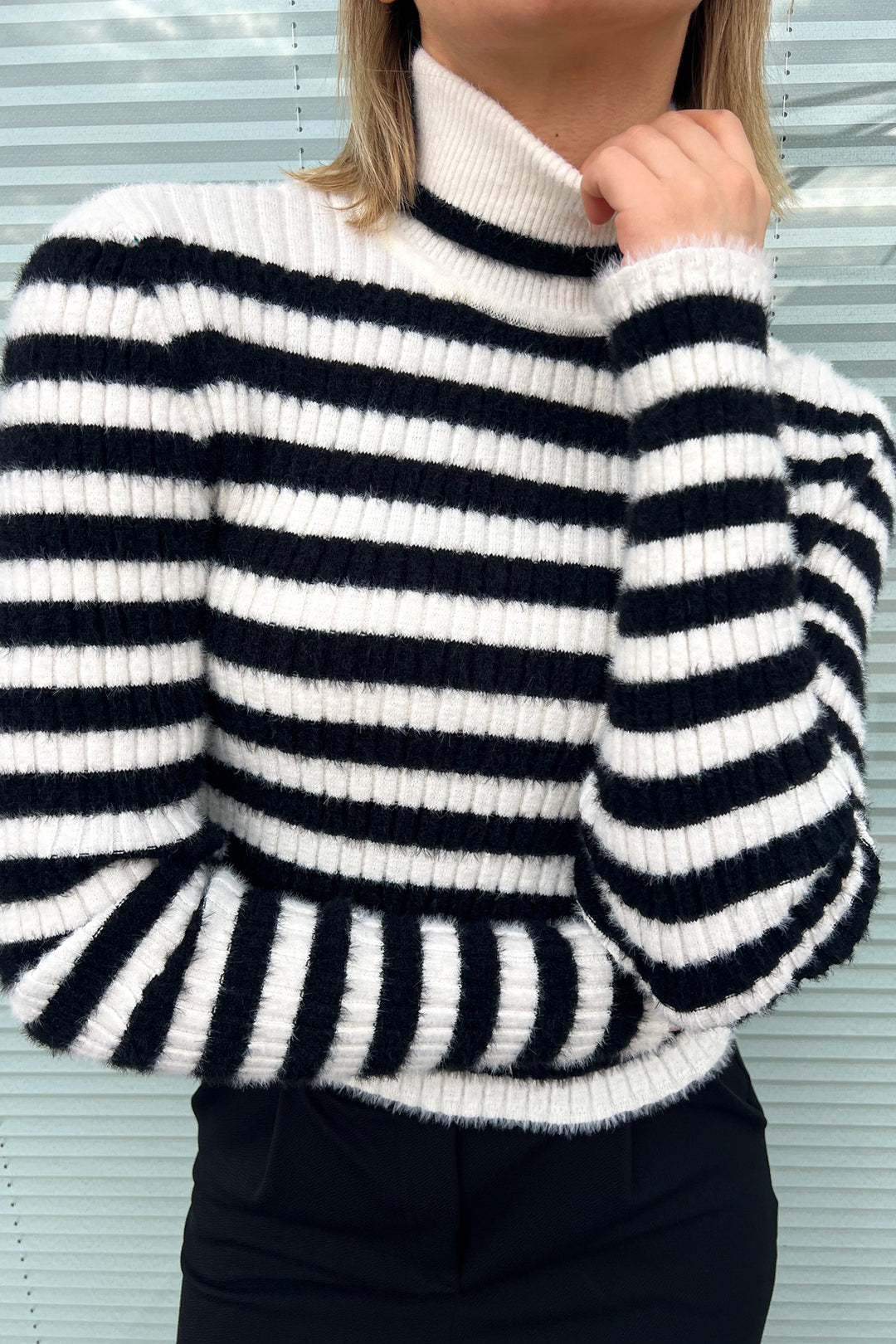 MPL Woman Striped Fisherman Collar Short Sweater 6622 - Laredo
