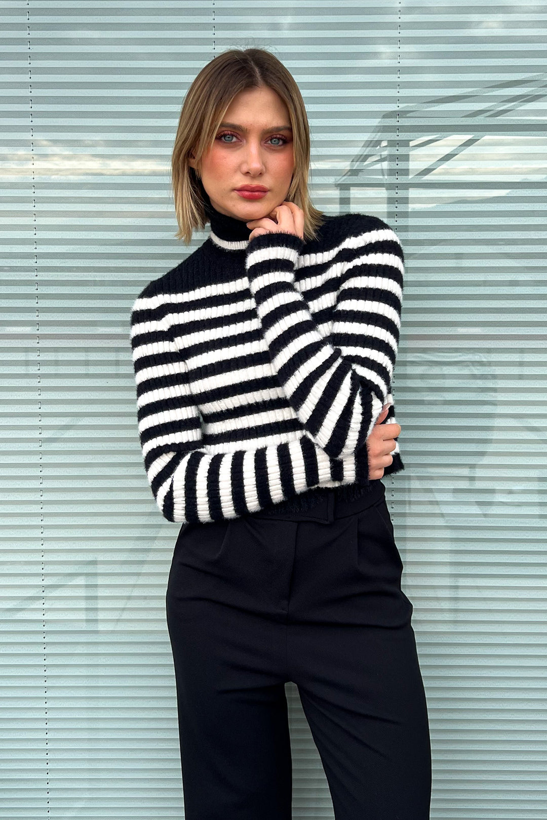 MPL Woman Striped Fisherman Collar Short Sweater 6622 - Bloomfield