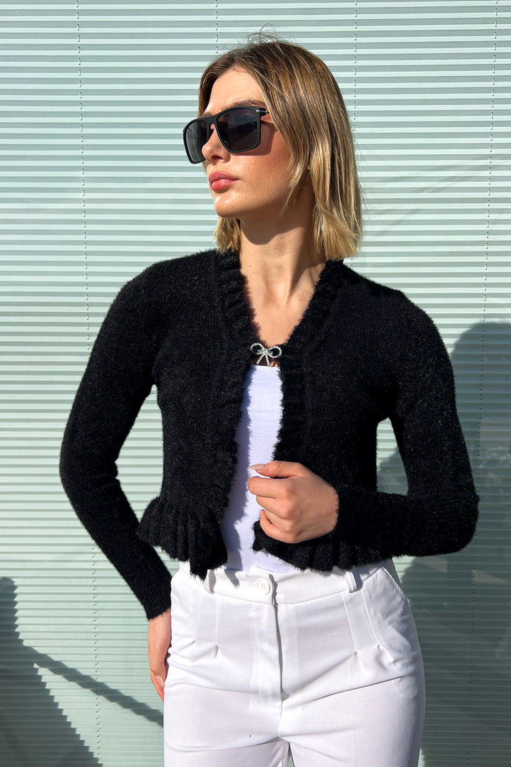 MPL Woman Brooch Ruffled Crop Cardigan 6801 - Repentigny