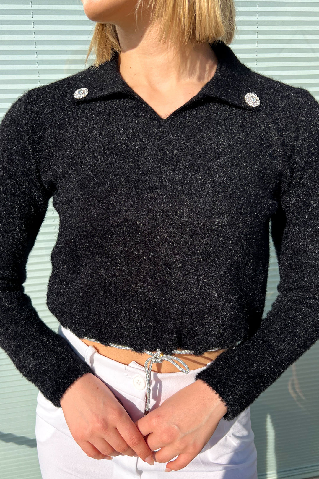 MPL Woman's Collar Brooch Sweater 6807 - South Brunswick