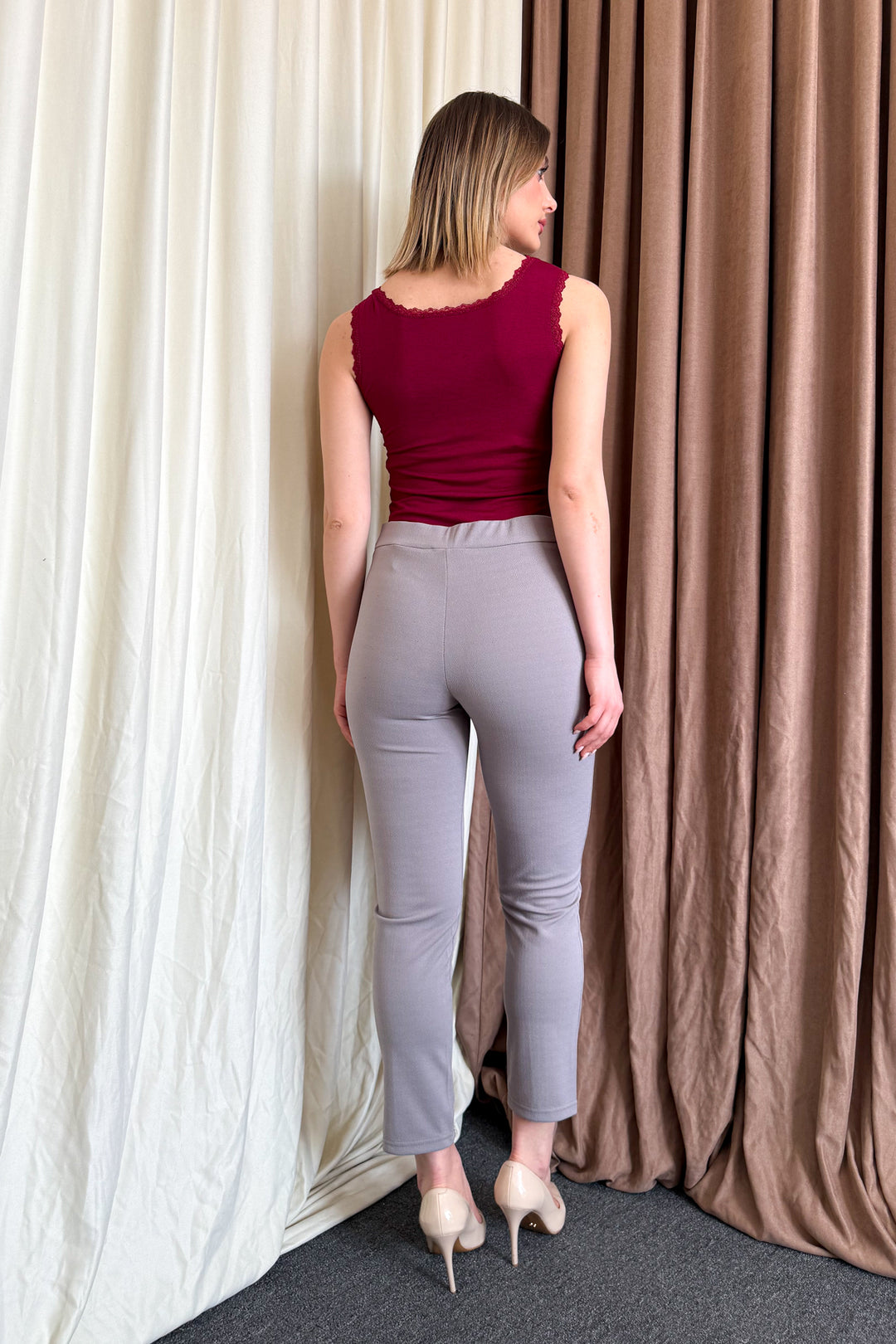 MPL Woman Crepe Carrot Leg Pants 3857 - Leer