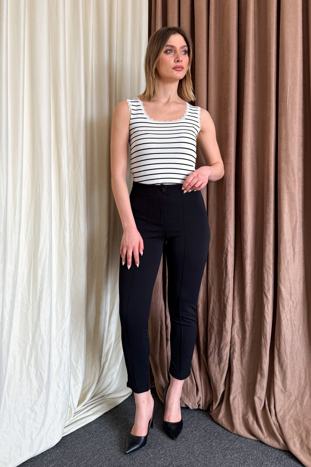 MPL Woman Crepe Carrot Leg Pants 3857 - Toledo