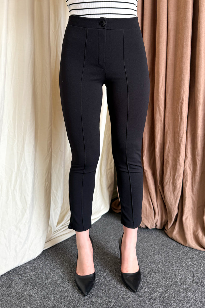 MPL Woman Crepe Carrot Leg Pants 3857 - Toledo