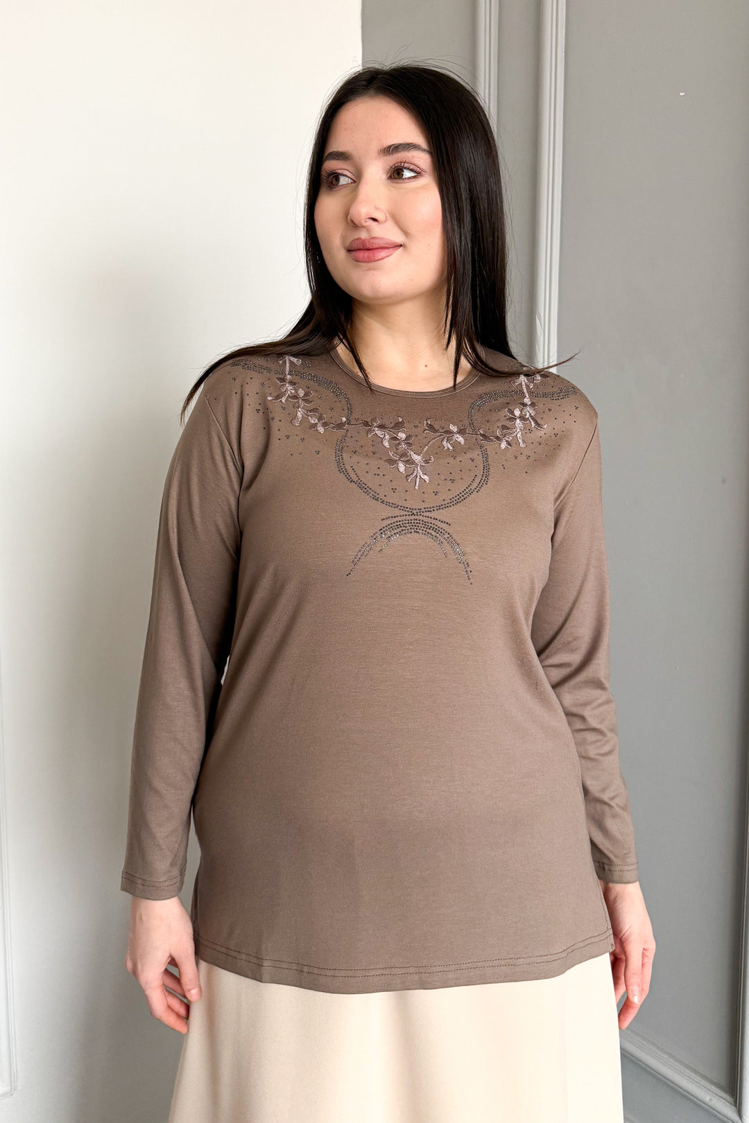 MPL Woman's Blouse with Stone Embroidery 04 - Neuwied