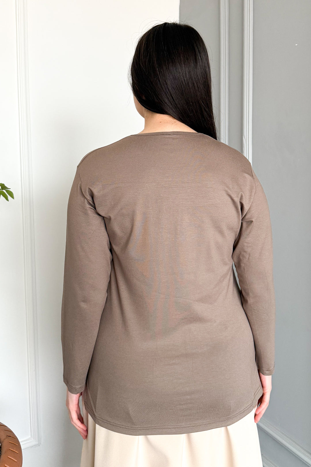 MPL Woman's Blouse with Stone Embroidery 04 - Neuwied