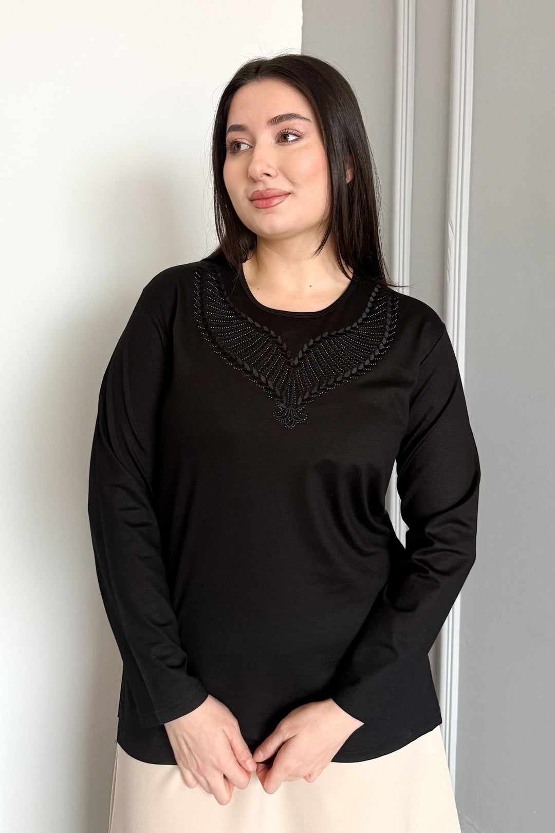 MPL Woman's Stone-Embellished Knit Blouse 09 - Coeur dAlene