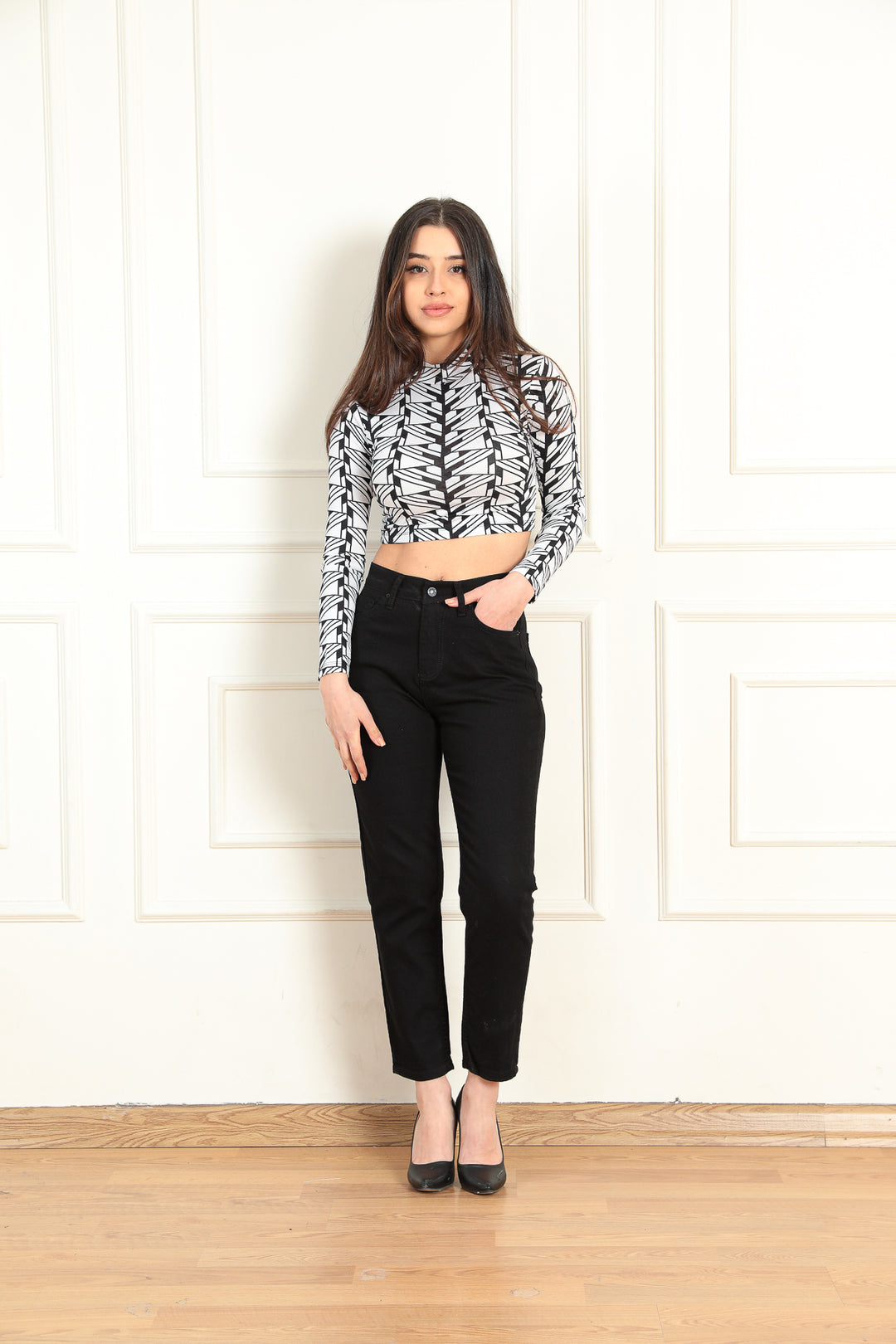 MPL Woman Geometric Long Sleeve Crop Blouse 5785 - Hemel Hempstead