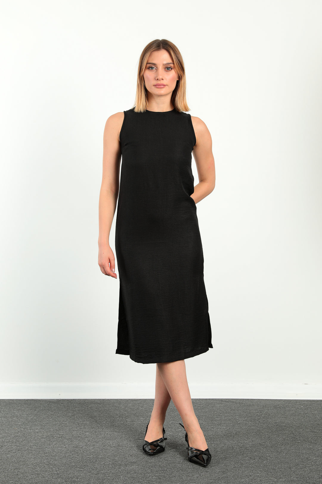 MPL Woman's Slit Long Sleeveless Dress 5808 - Hampstead