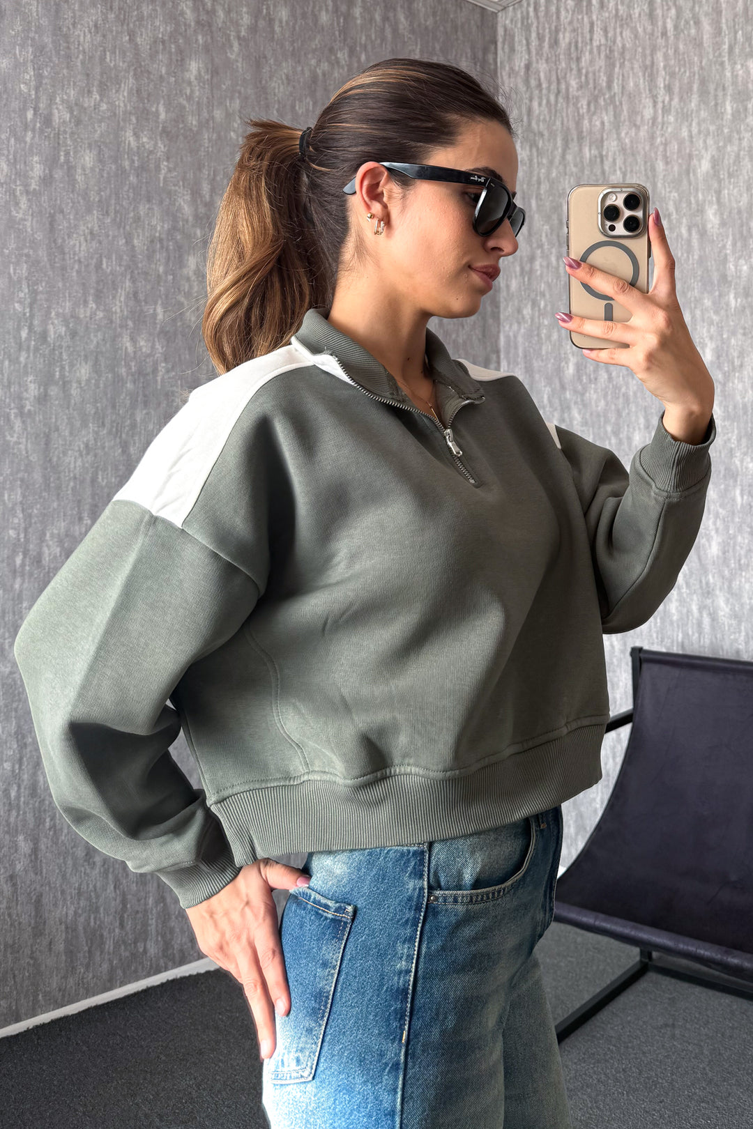 MPL Women's Zippered Shirt Collar Sweatshirt 21986 - Milton