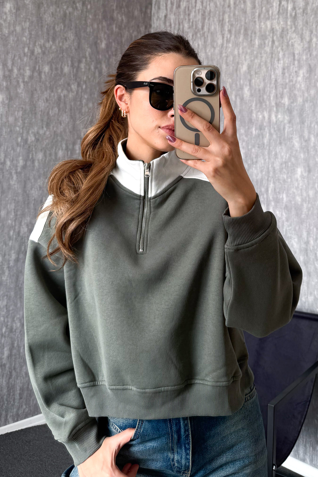 MPL Women's Zippered Shirt Collar Sweatshirt 21986 - Milton