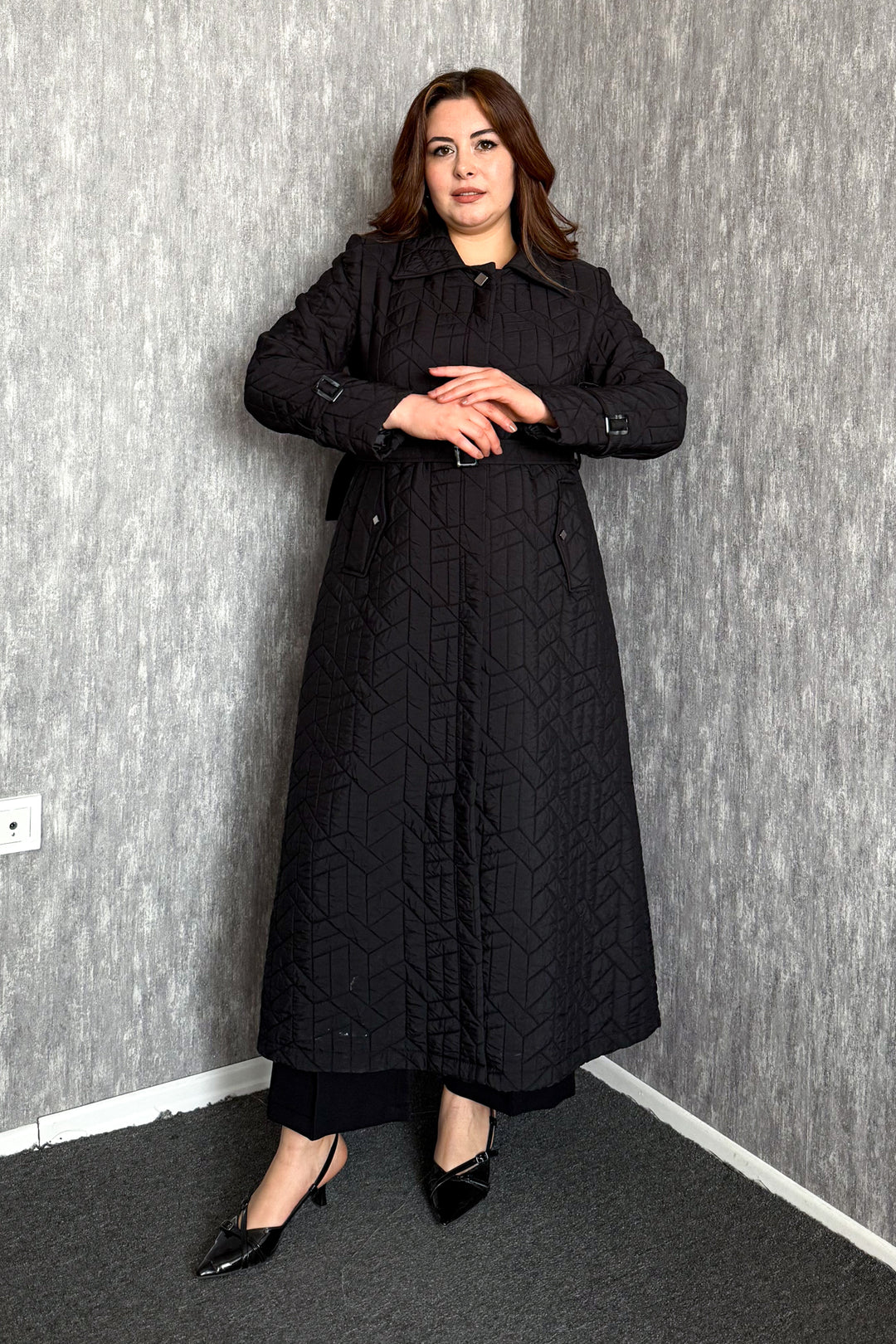 MPL Woman Quilted Long Coat - Yasynuvata