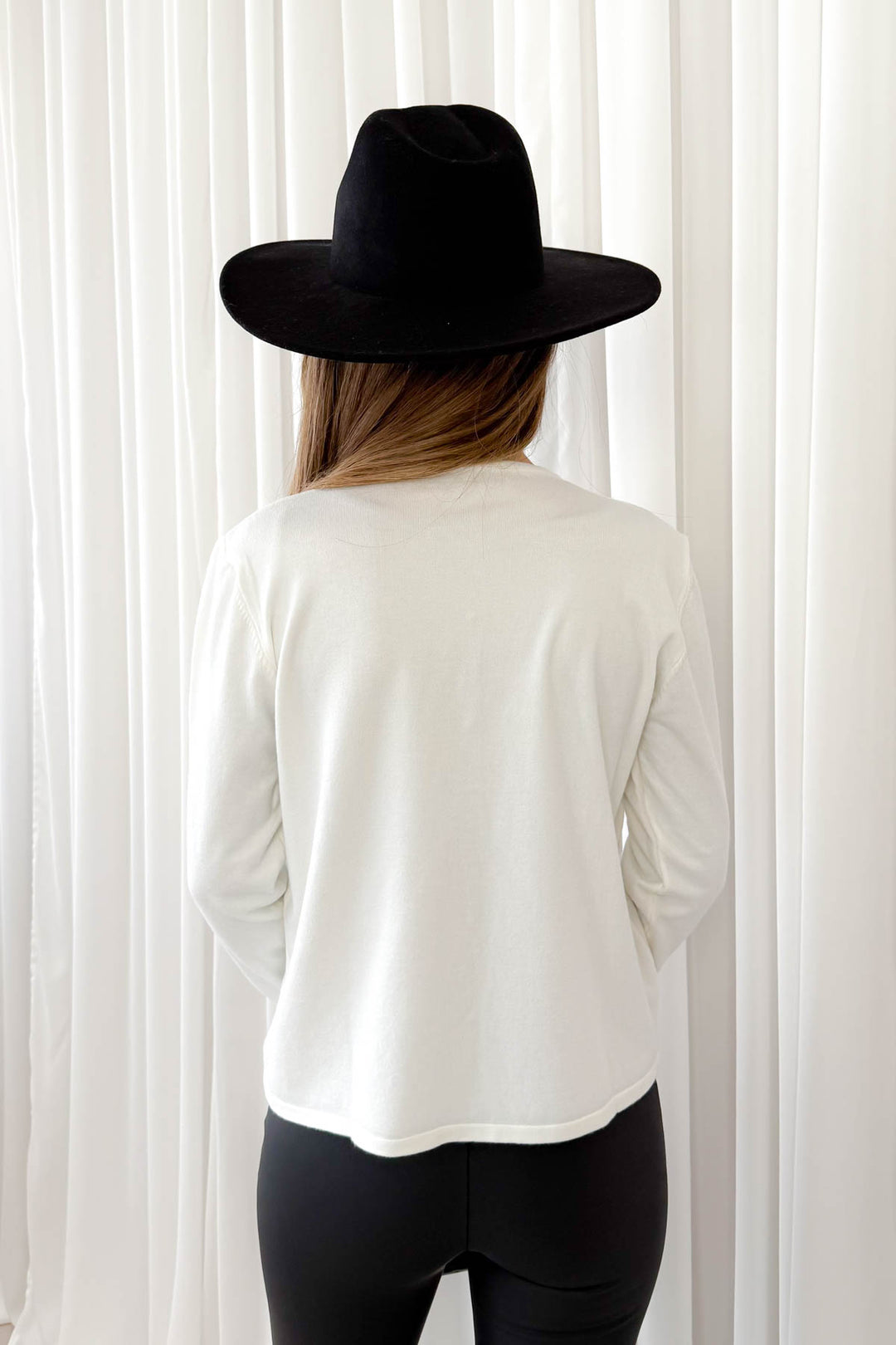 MPL Women's Buttoned Loose Cardigan 5705 - Weimar