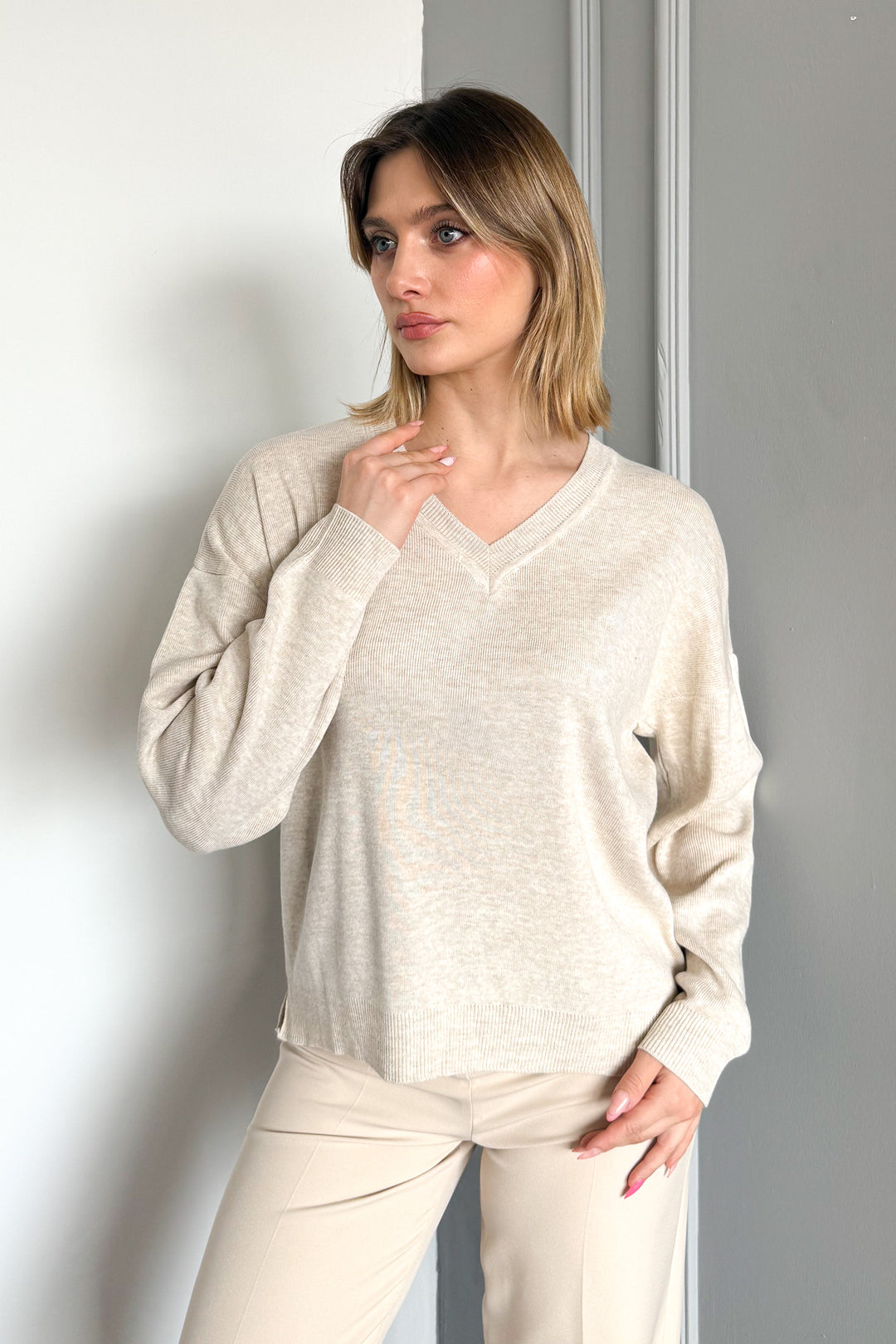 MPL Women's V-neck Sweater 15387 - Rincón de Romos