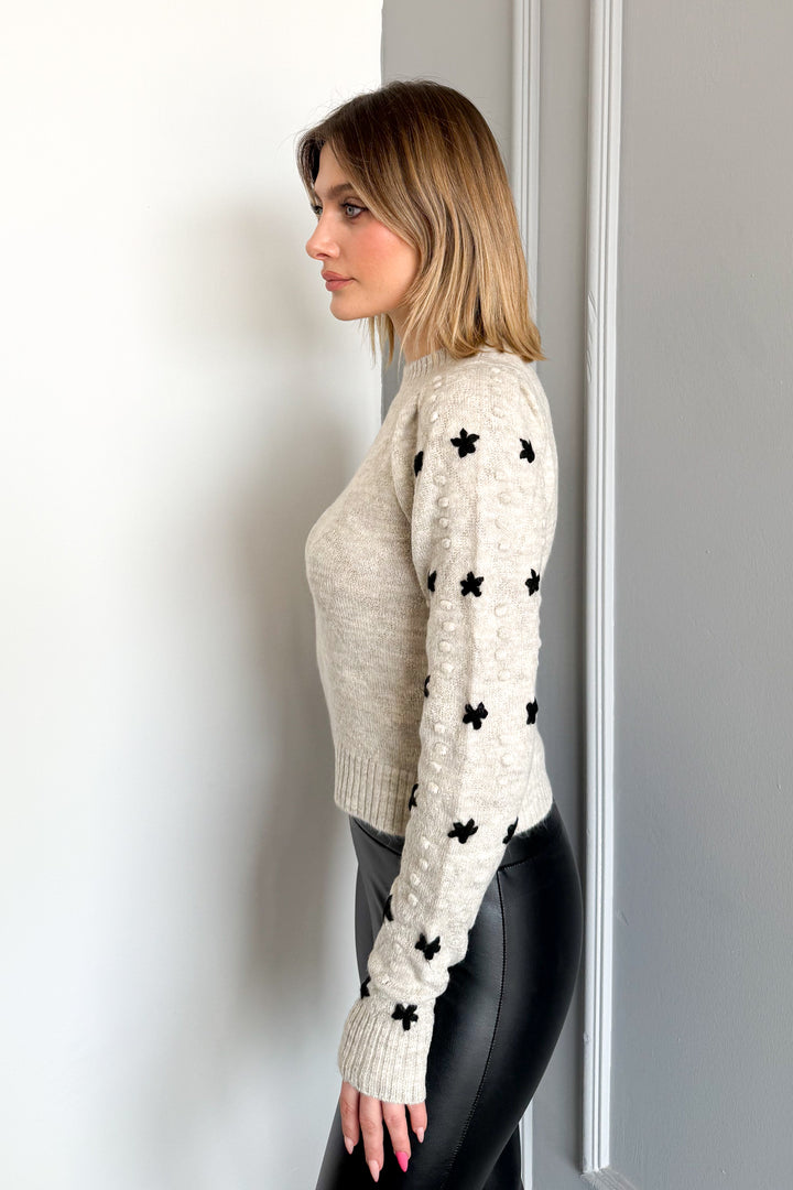 MPL Woman Arm Flower Embroidered Sweater 7252 - Orem
