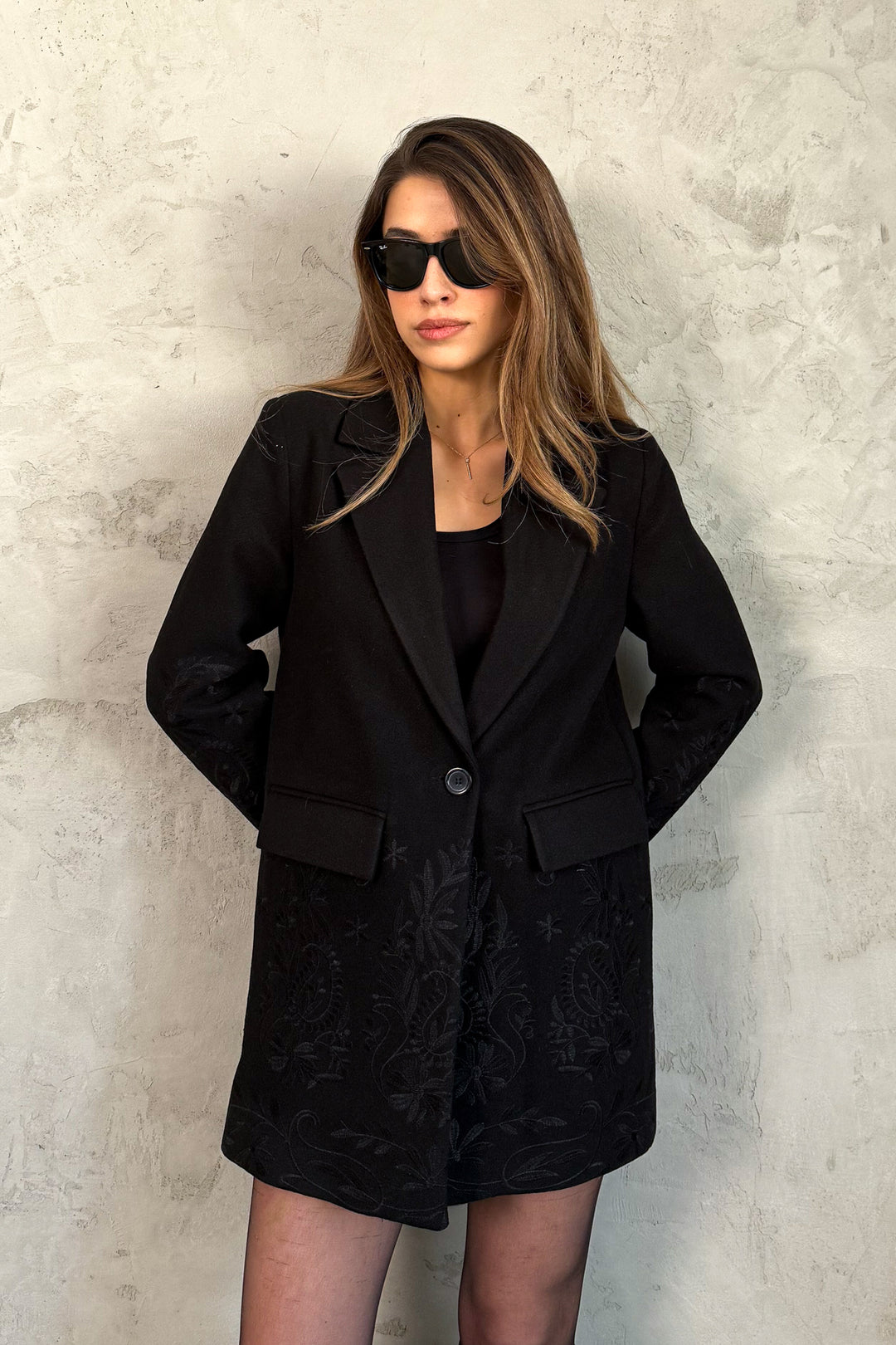 MPL Woman Embroidered Coat - Braine-l’Alleud