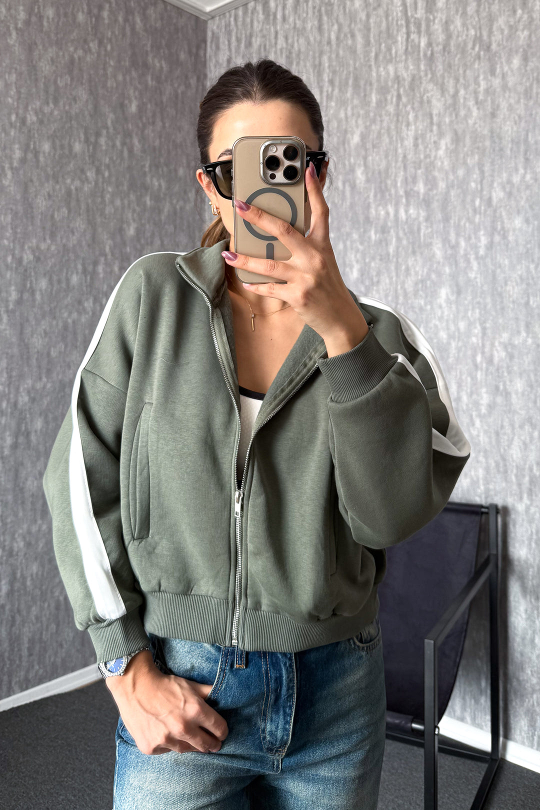 MPL Woman 3 Yarn Judge Collar Zippered Sweatshirt 21954 - Fargo