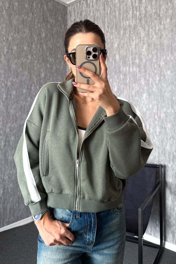 MPL Woman 3 Yarn Judge Collar Zippered Sweatshirt 21954 - Fargo