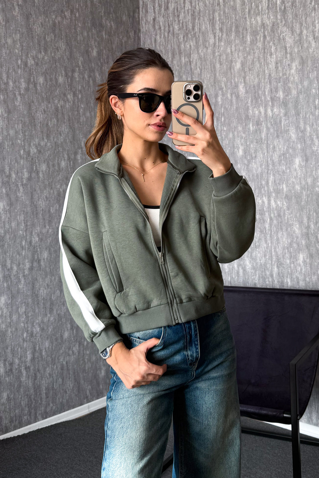 MPL Woman 3 Yarn Judge Collar Zippered Sweatshirt 21954 - Fargo