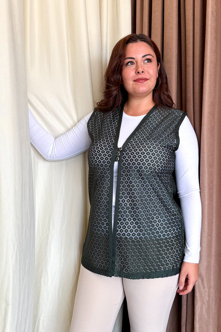 MPL Woman Lace Short Vest 260 - Sutton in Ashfield
