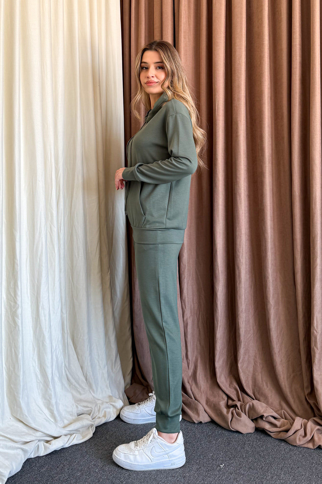 MPL Women's Kangaroo Pocket Tracksuit 968 - Laeken