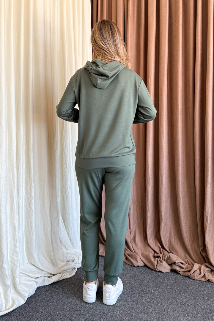 MPL Women's Kangaroo Pocket Tracksuit 968 - Laeken