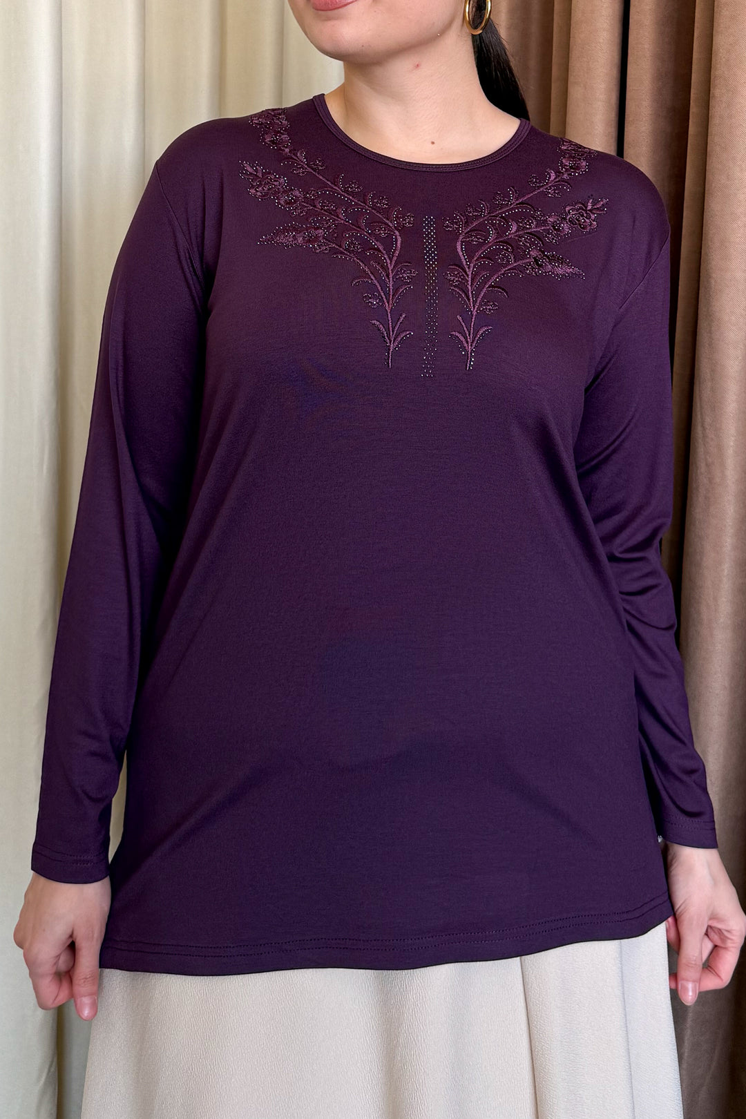 MPL Woman's Blouse with Stone Embroidery 11 - Gavá
