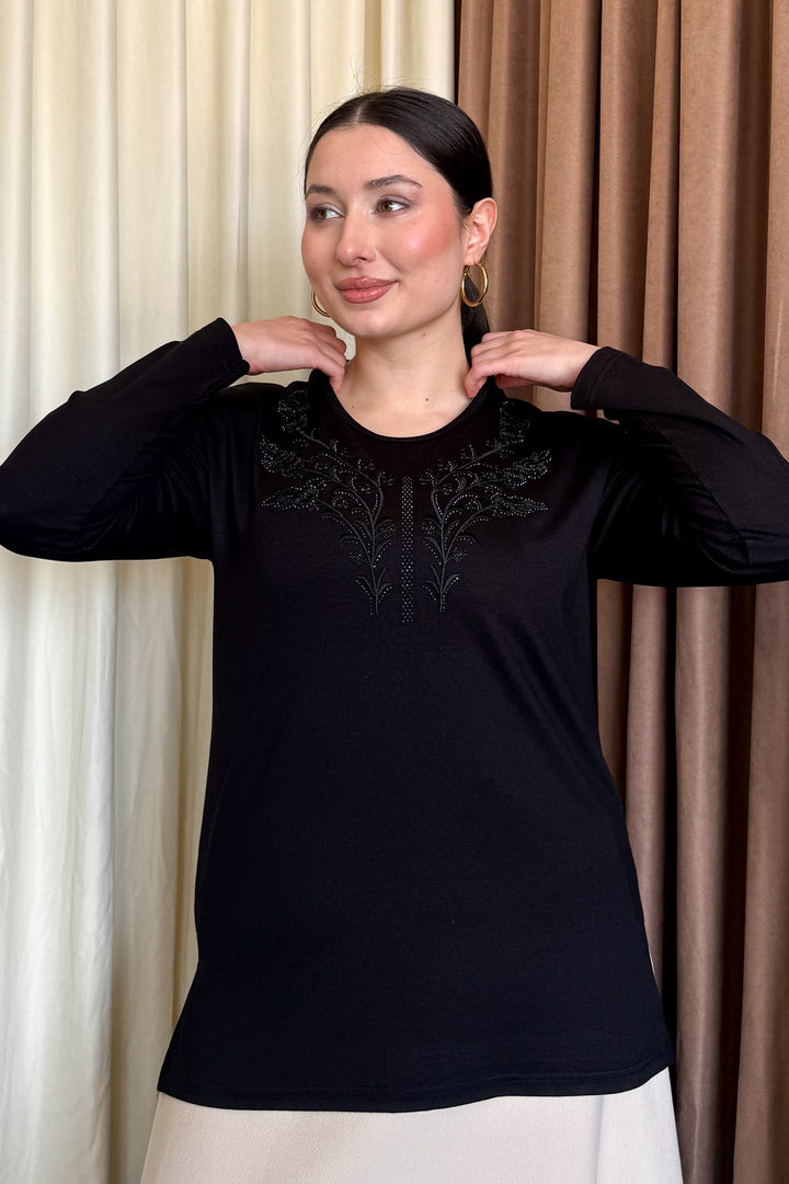 MPL Woman's Blouse with Stone Embroidery 11 - Umán