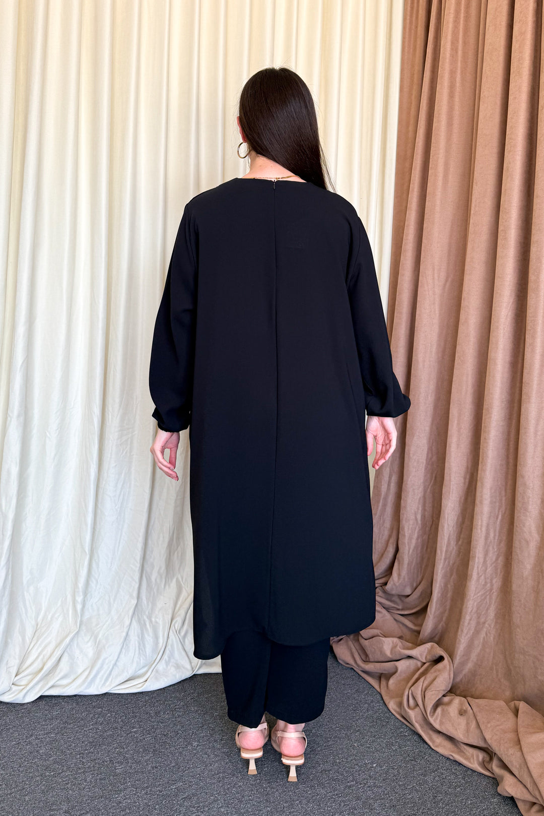 MPL Women's 2-Piece Suit - Yasynuvata