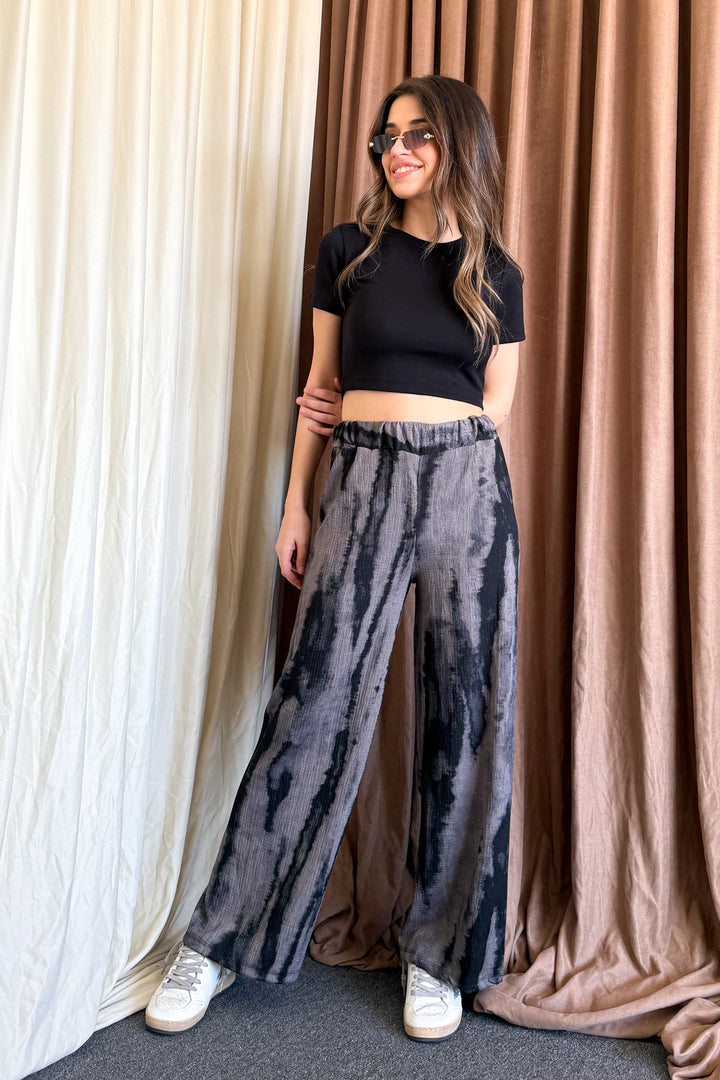 MPL Women's Wide Leg Batik Pattern Pants 5681 - Gosport